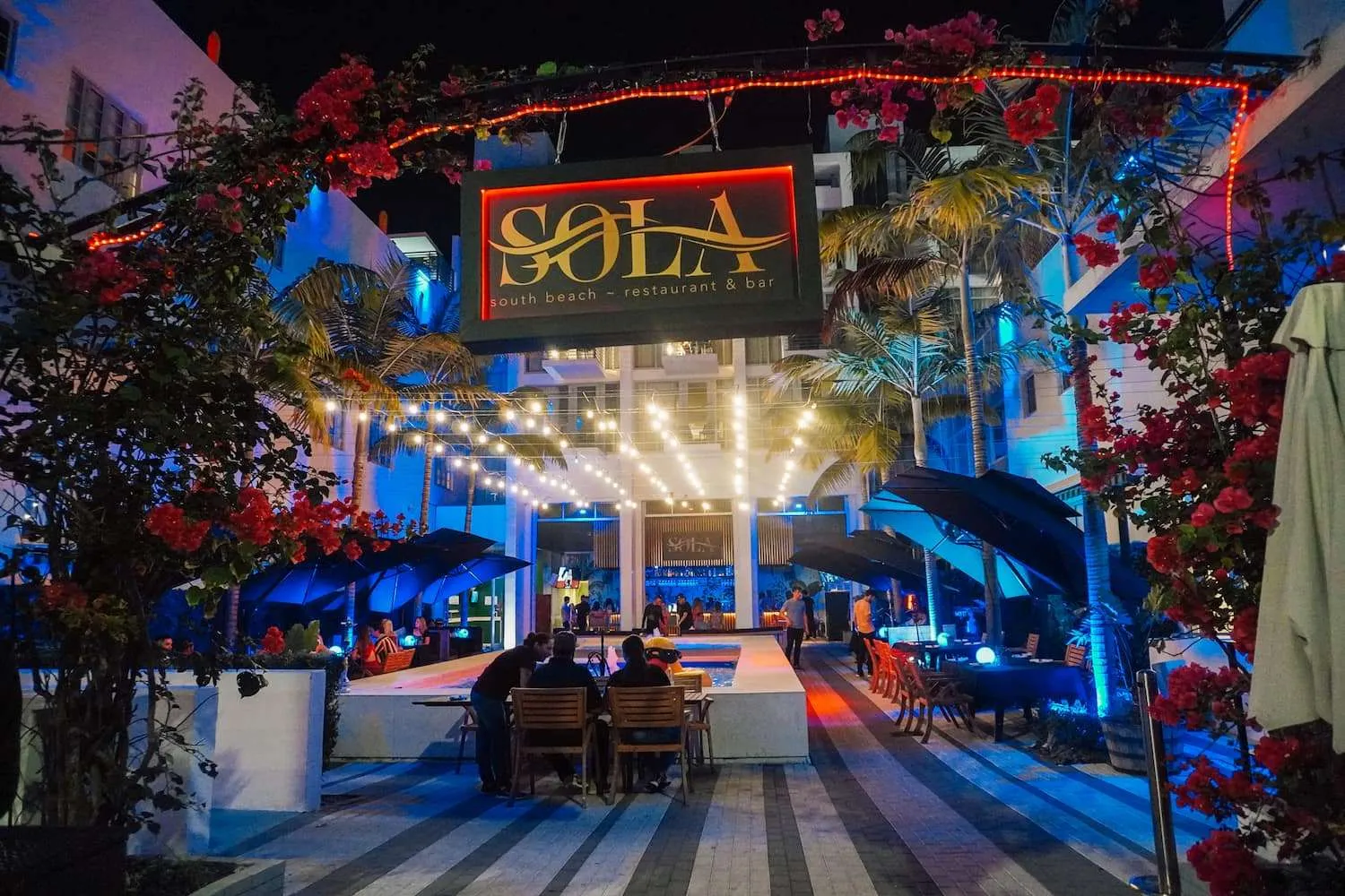 sola miami beach dress code Sola South Beach: Premier Dining & Bar Experience
